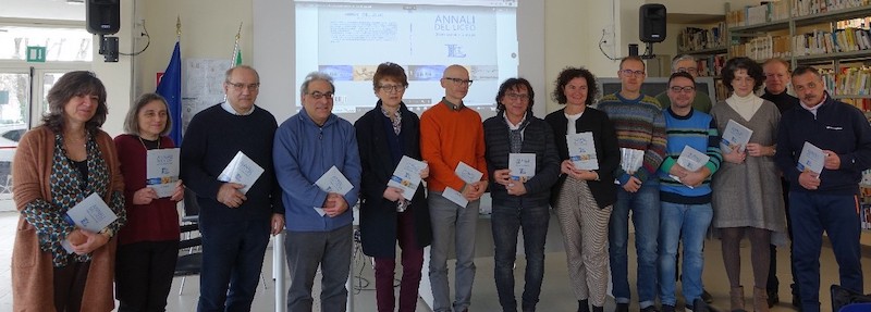 foto gruppo autrici e autori foto gruppo autrici e autori